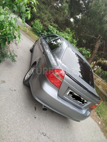 Chevrolet Aveo-4