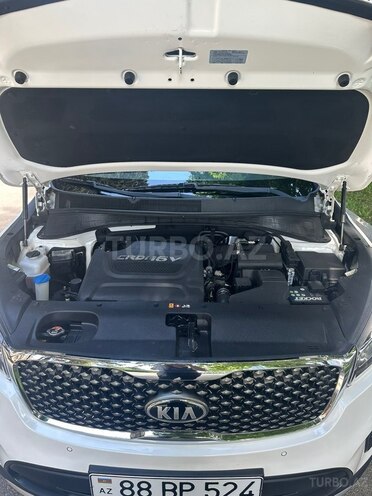 Kia Sorento-12