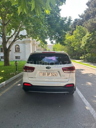 Kia Sorento-4