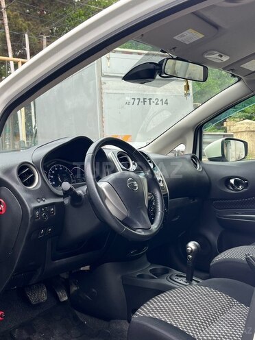 Nissan Note-2