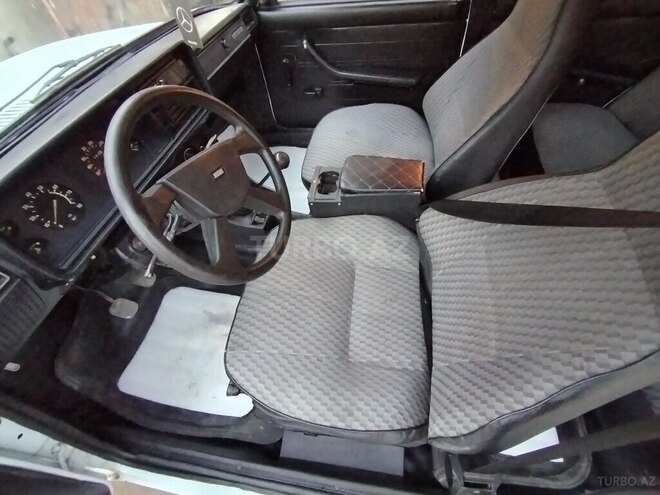 LADA (VAZ) 2107-6