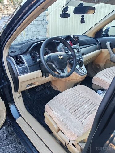 Honda CR-V-11