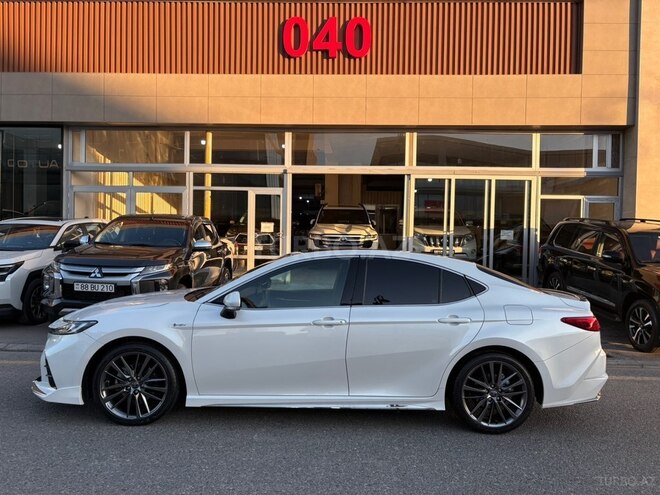 Toyota Camry-4