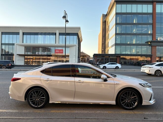 Toyota Camry-3