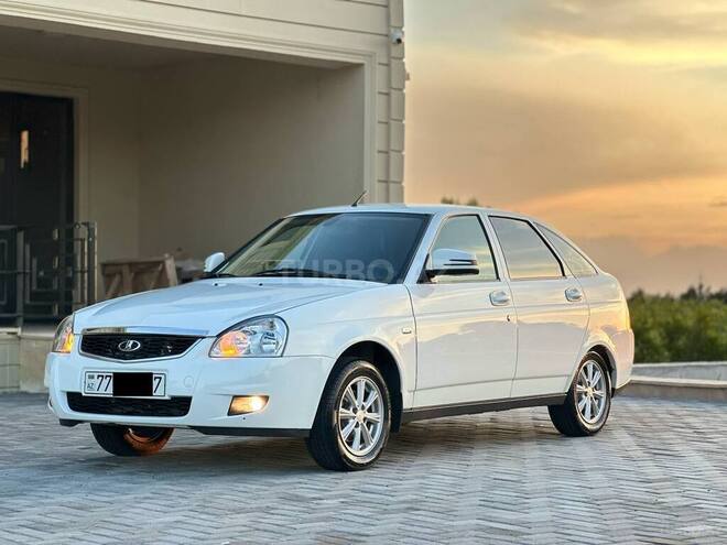 LADA (VAZ) Priora-1