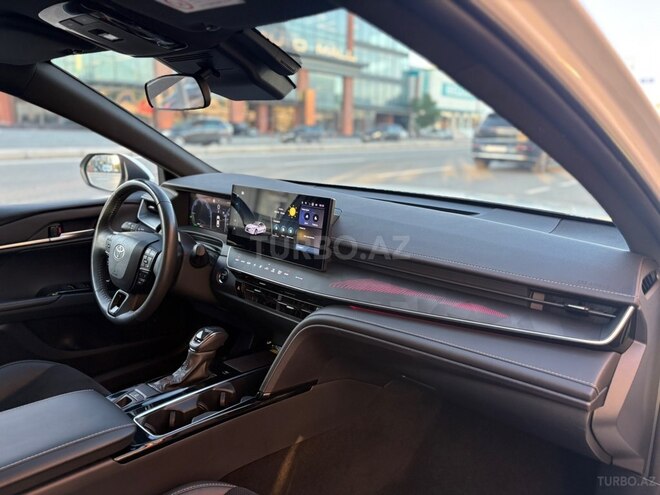 Toyota Camry-9