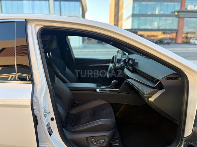 Toyota Camry-8