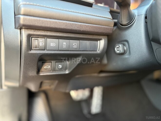 Toyota Camry-17