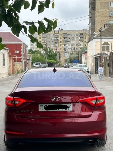Hyundai Sonata-2