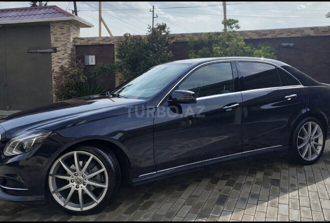 Mercedes E 220-7