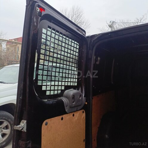 Ford Transit-5