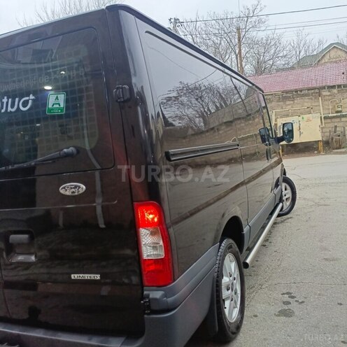 Ford Transit-18
