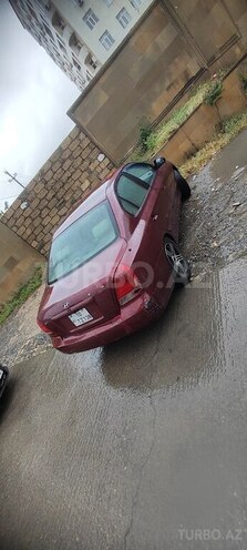 Hyundai Elantra-4