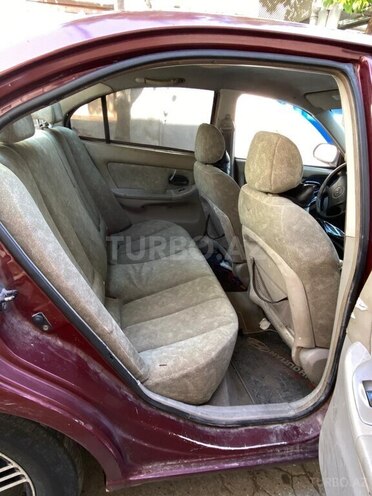 Hyundai Elantra-6