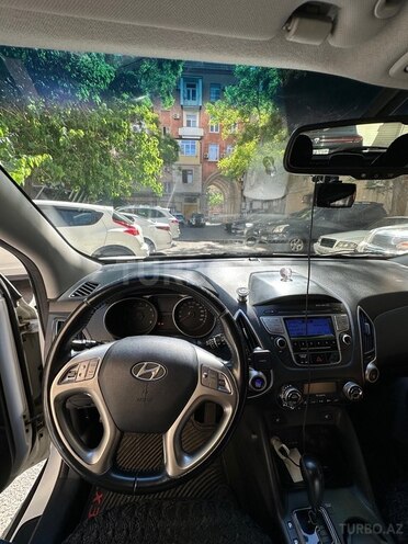 Hyundai ix35-6