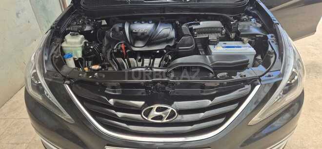 Hyundai Sonata-10