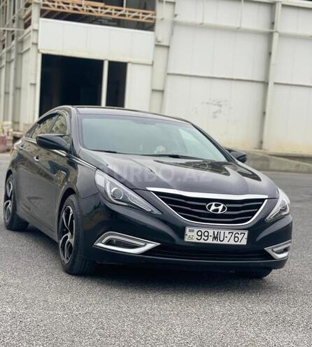 Hyundai Sonata-1