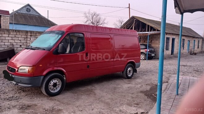 Ford Transit-3