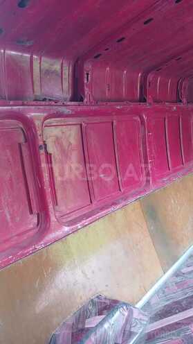 Ford Transit-6