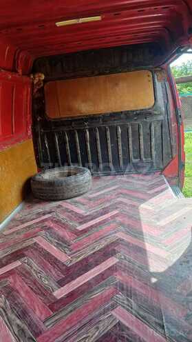 Ford Transit-8