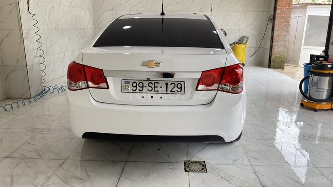 Chevrolet Cruze-2