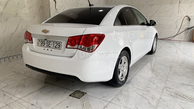 Chevrolet Cruze-9