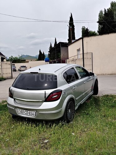 Opel Astra-10