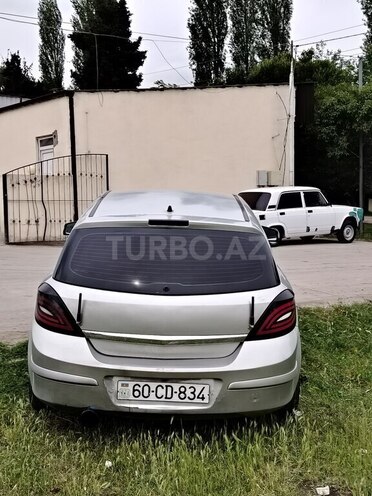 Opel Astra-12