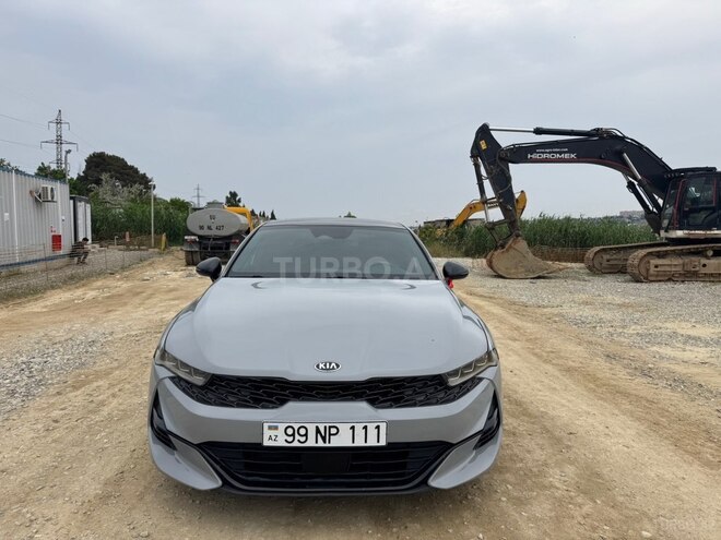 Kia K5-1