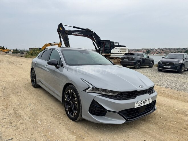 Kia K5-3