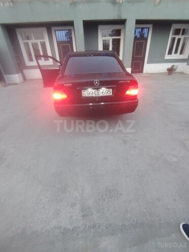 Mercedes C 200-8
