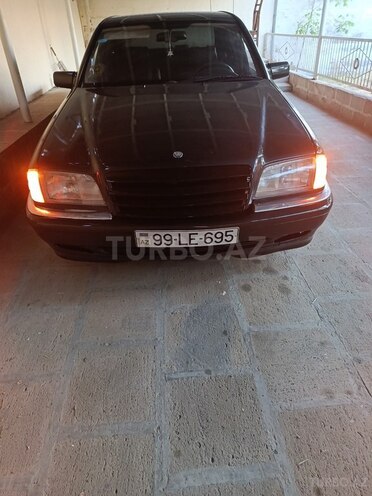 Mercedes C 200-7