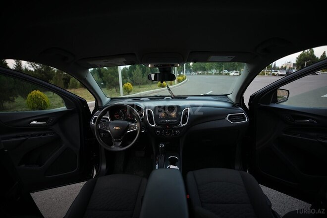 Chevrolet Equinox-8