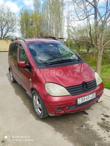 Mercedes Vaneo-1