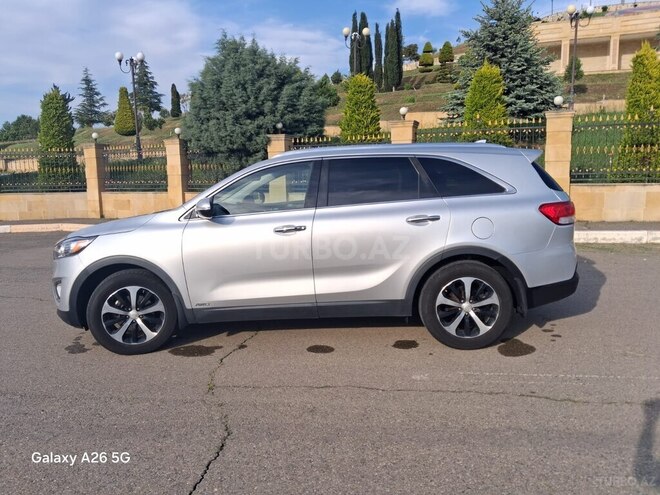 Kia Sorento-2