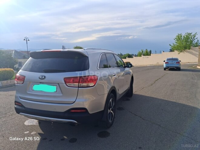 Kia Sorento-17