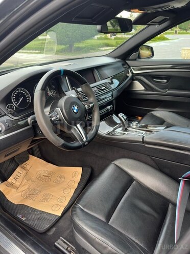BMW 528-9