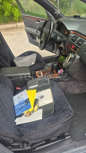 Mercedes E 240-9