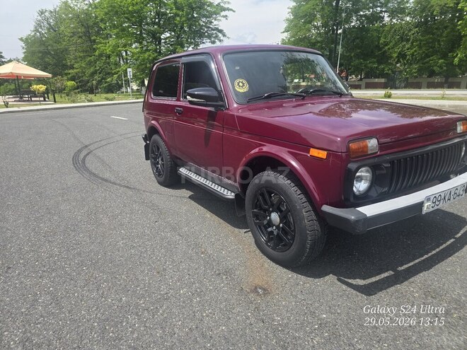 LADA (VAZ) Niva-8