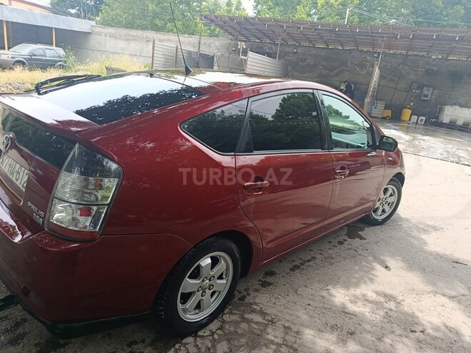 Toyota Prius-3