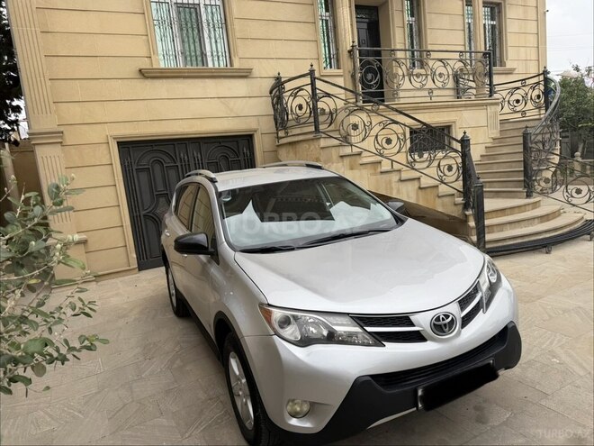 Toyota RAV4-3