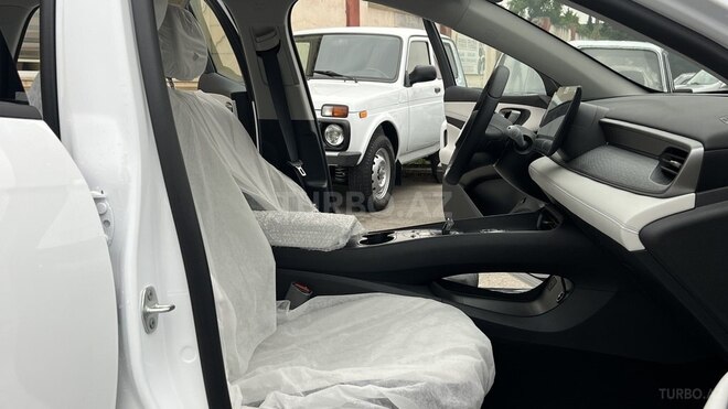BYD Seal 05-13