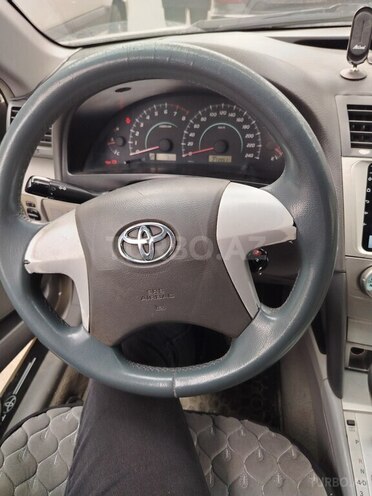 Toyota Camry-3