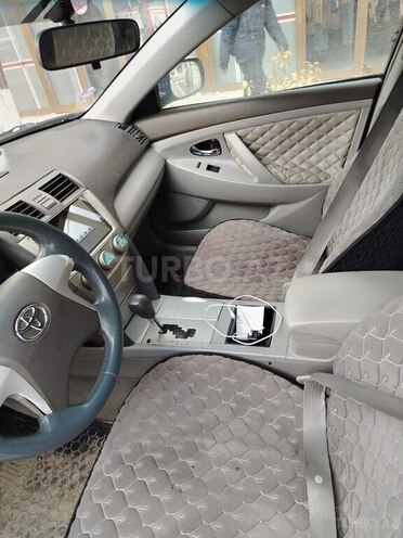 Toyota Camry-6