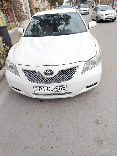 Toyota Camry-1