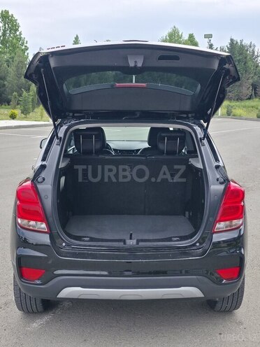 Chevrolet Trax-12