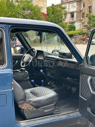LADA (VAZ) Niva-8
