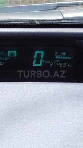 Toyota Prius-5