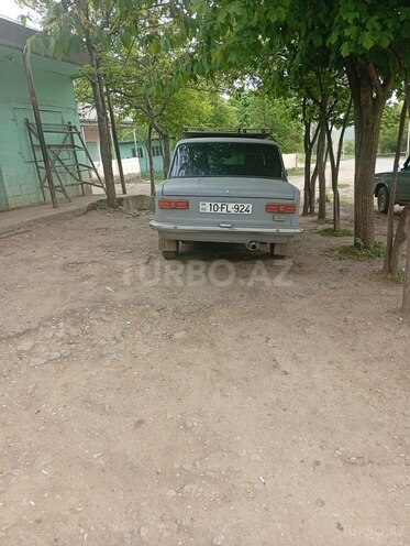 LADA (VAZ) 21011-2