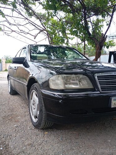 Mercedes C 180-3